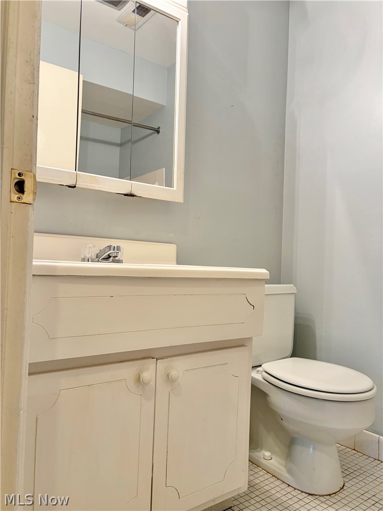 2885 Pease Drive Rocky River OH 44116