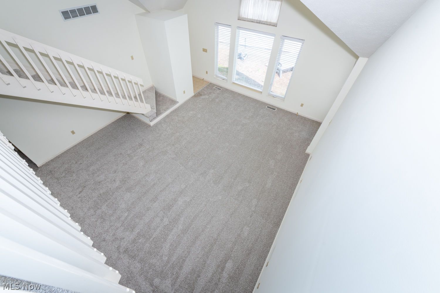 2097 Meadow Gate Akron OH 44313
