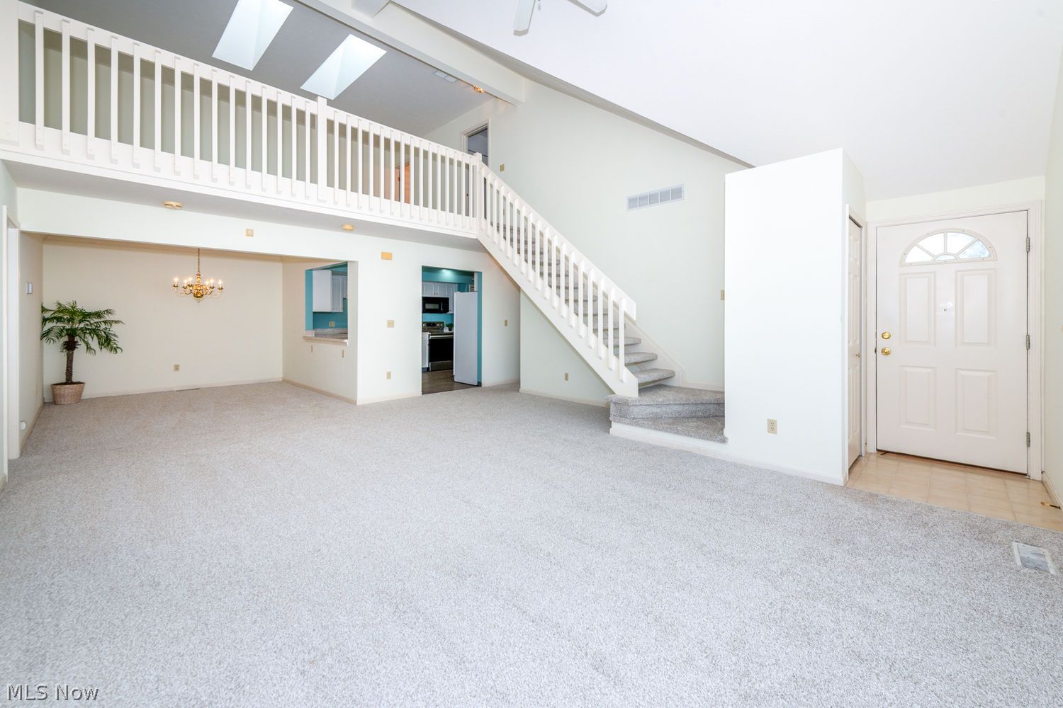 2097 Meadow Gate Akron OH 44313
