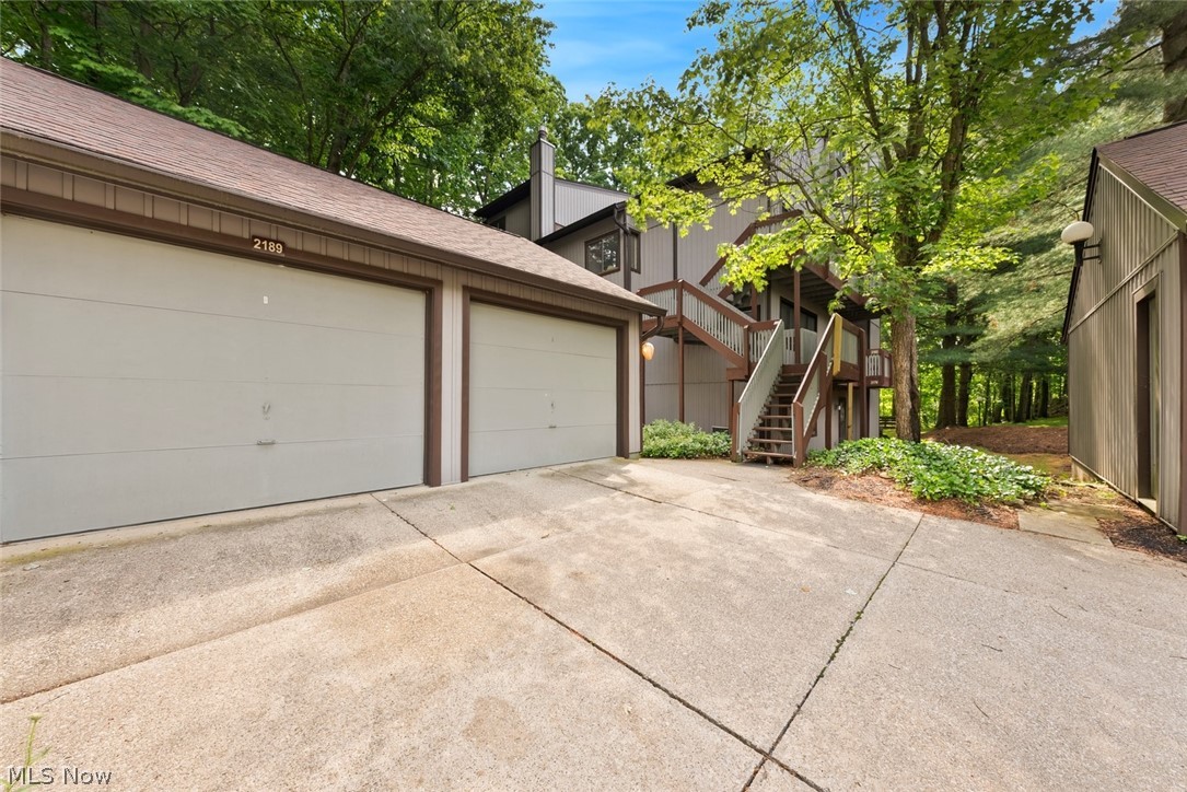 2189 Pinebrook Trail Cuyahoga Falls OH 44223