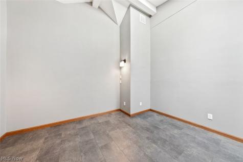2189 Pinebrook Trail Cuyahoga Falls OH 44223