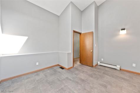 2189 Pinebrook Trail Cuyahoga Falls OH 44223