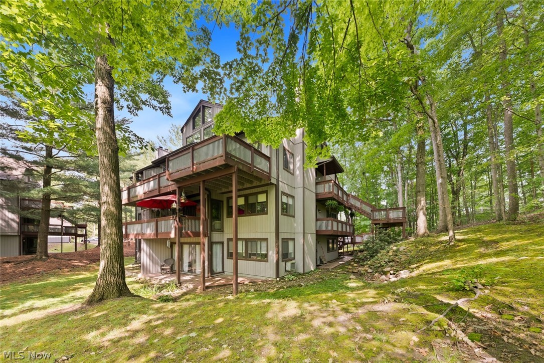 2189 Pinebrook Trail Cuyahoga Falls OH 44223
