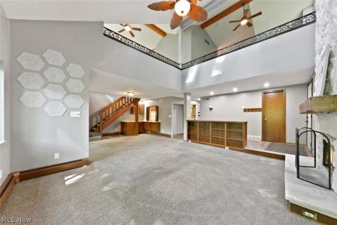 2189 Pinebrook Trail Cuyahoga Falls OH 44223