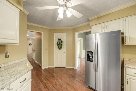 31825 Bayview Drive Avon Lake OH 44012