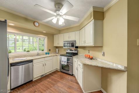 31825 Bayview Drive Avon Lake OH 44012