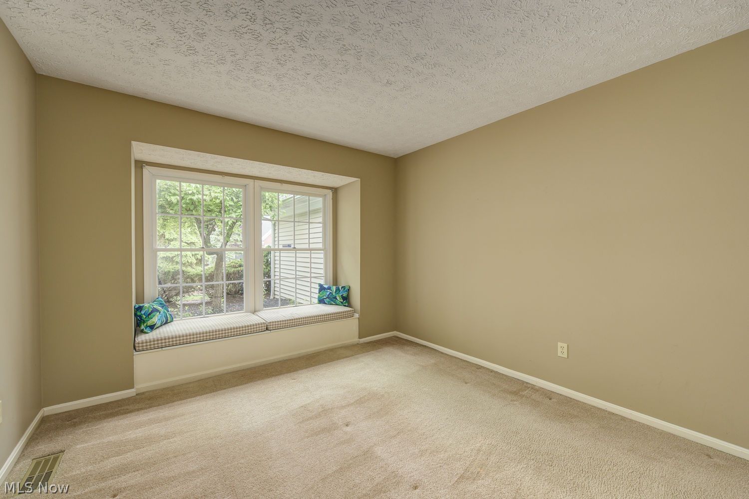 31825 Bayview Drive Avon Lake OH 44012