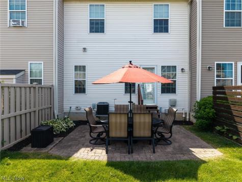 106 Pebble Court Berea OH 44017