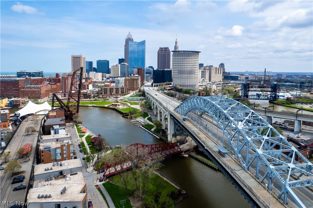 2222 Detroit Avenue Cleveland OH 44113