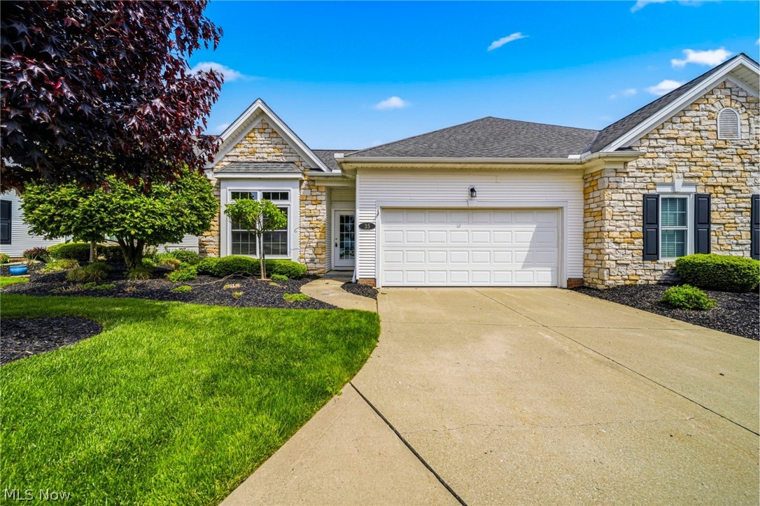 35 Gullybrook Lane Willoughby Hills OH 44094