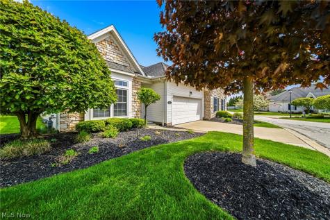 Gullybrook Lane Willoughby Hills OH 44094