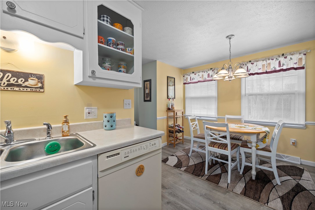 132 S Main Street Munroe Falls OH 44262