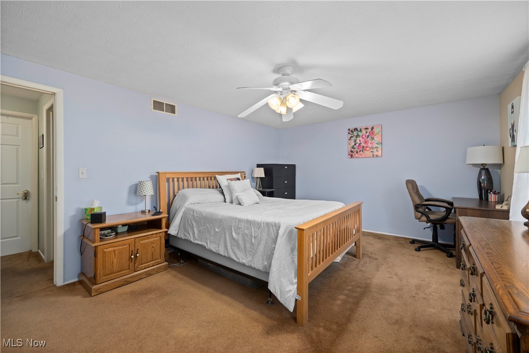 132 S Main Street Munroe Falls OH 44262