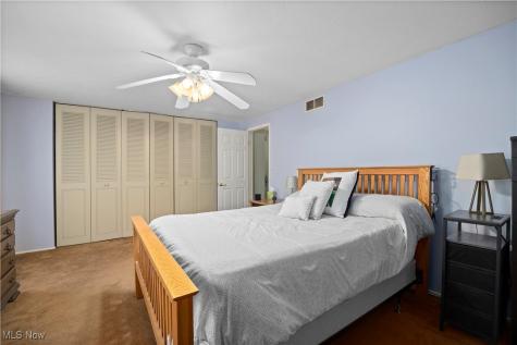 132 S Main Street Munroe Falls OH 44262