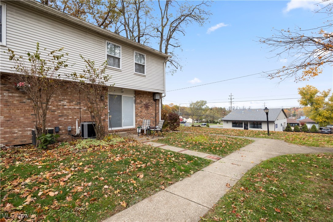 132 S Main Street Munroe Falls OH 44262