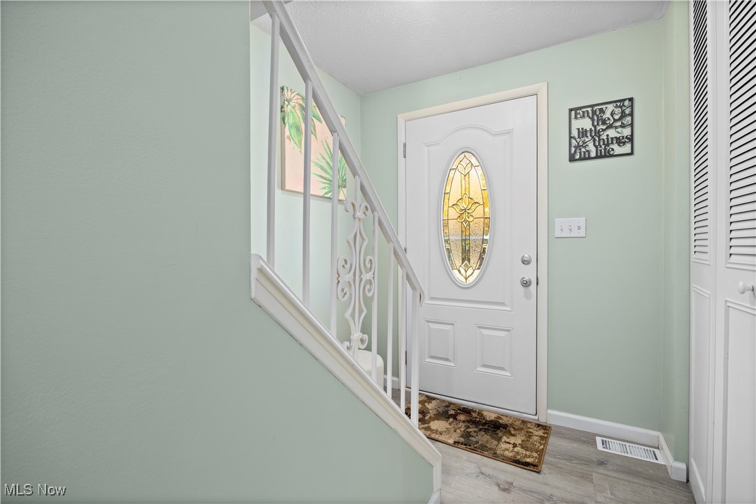 132 S Main Street Munroe Falls OH 44262