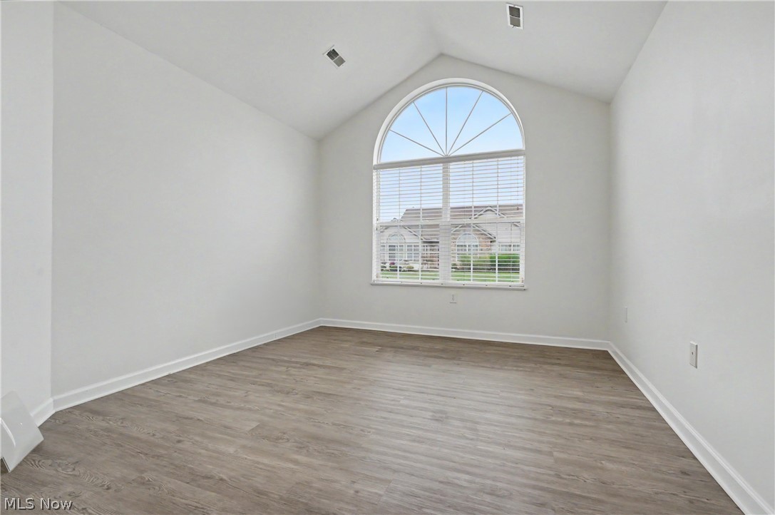 604 Crossings Circle Tallmadge OH 44278