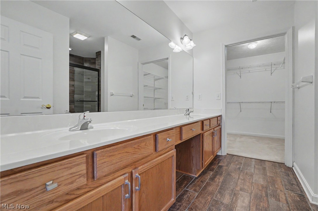 604 Crossings Circle Tallmadge OH 44278