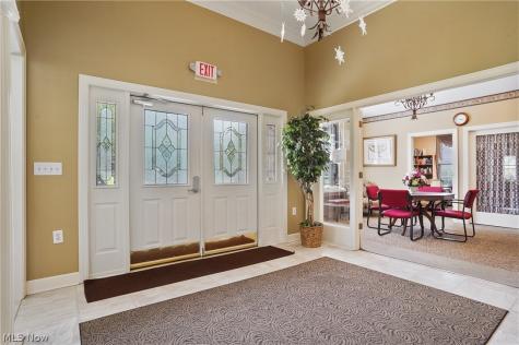 604 Crossings Circle Tallmadge OH 44278