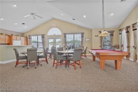 604 Crossings Circle Tallmadge OH 44278