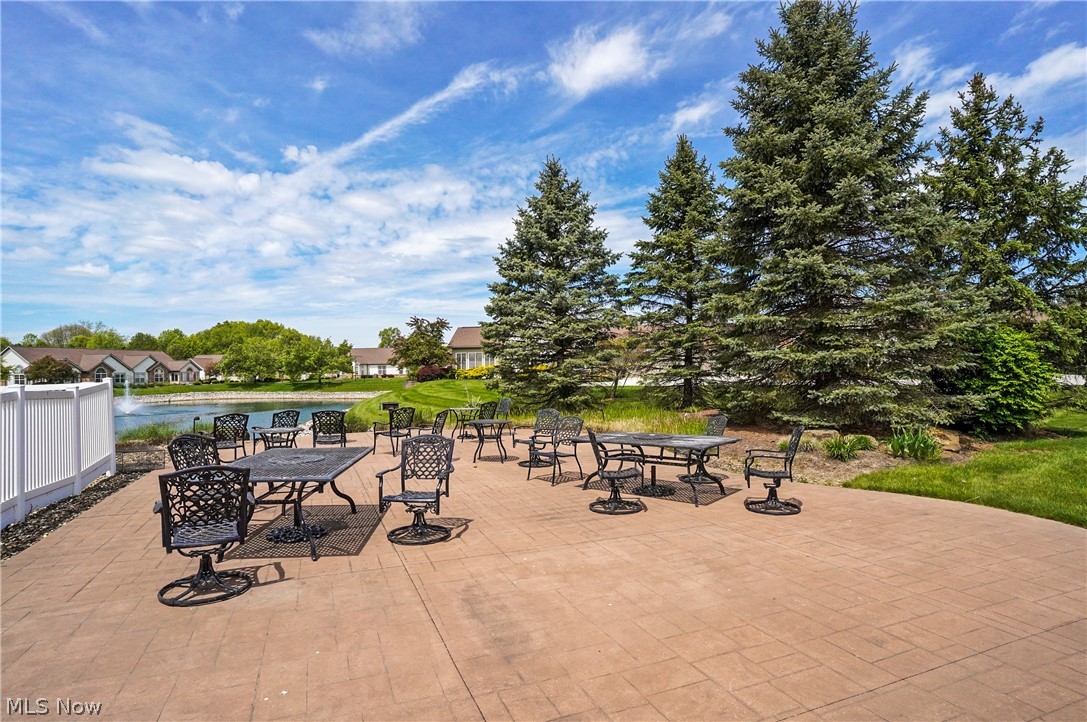 604 Crossings Circle Tallmadge OH 44278