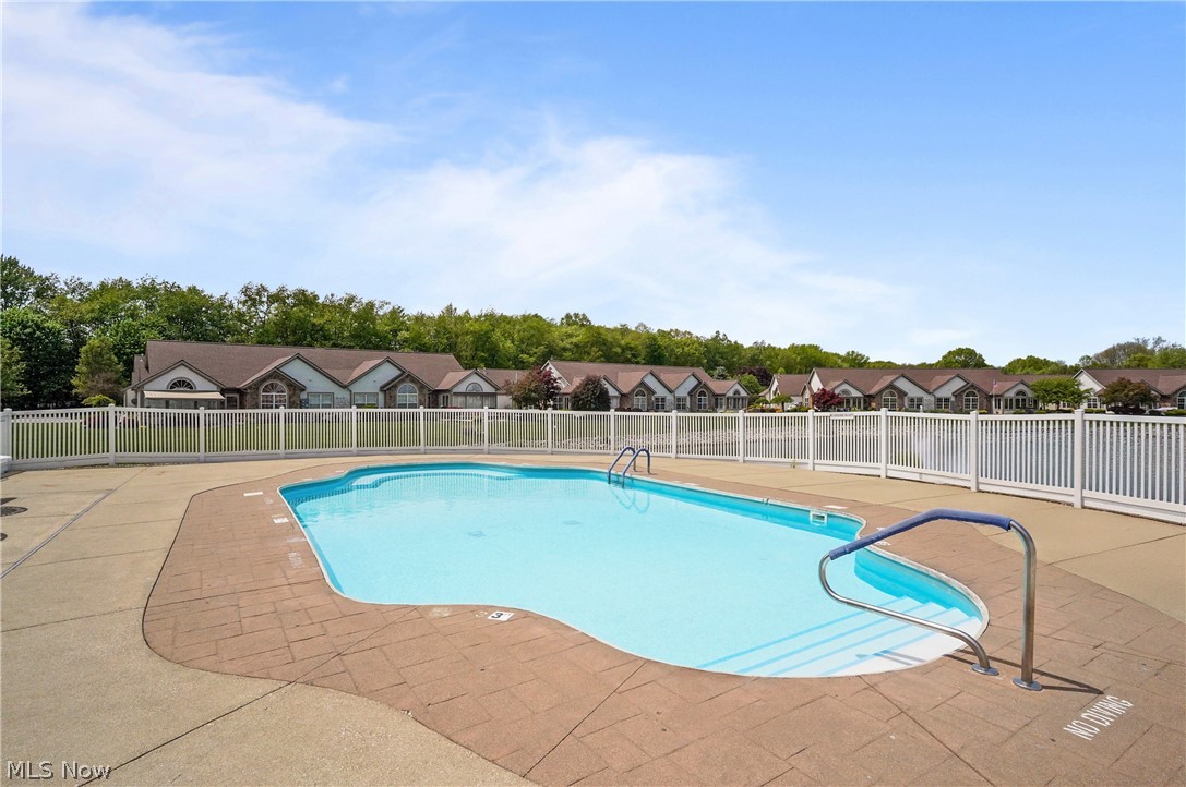 604 Crossings Circle Tallmadge OH 44278