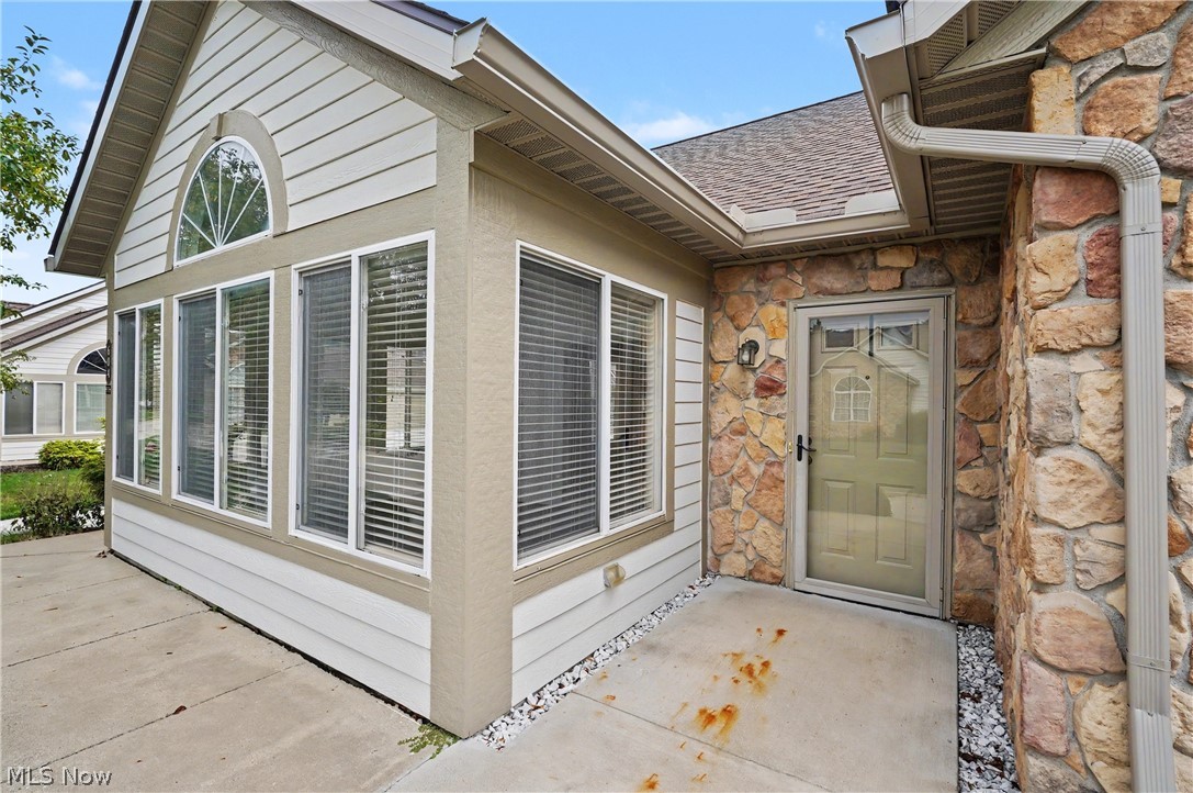 604 Crossings Circle Tallmadge OH 44278