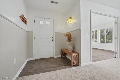 604 Crossings Circle Tallmadge OH 44278