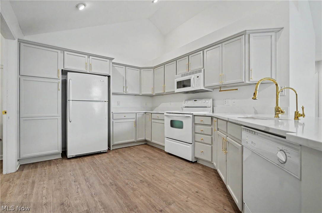 604 Crossings Circle Tallmadge OH 44278