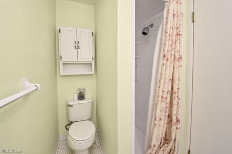8240 Deepwood Boulevard Mentor OH 44060