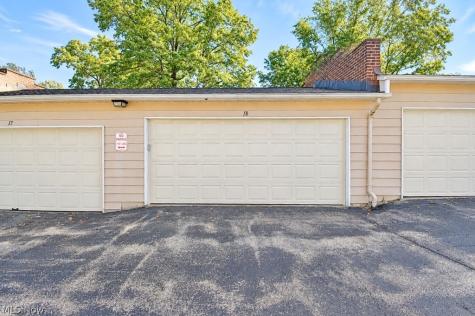 8240 Deepwood Boulevard Mentor OH 44060