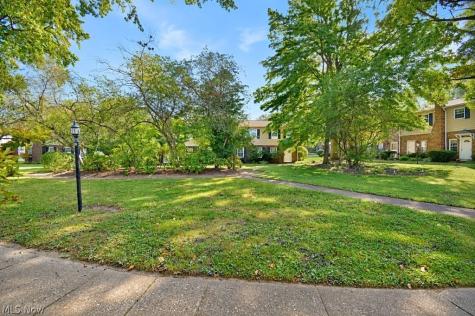 8240 Deepwood Boulevard Mentor OH 44060