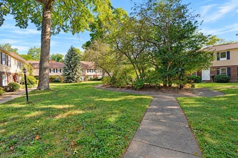 8240 Deepwood Boulevard Mentor OH 44060