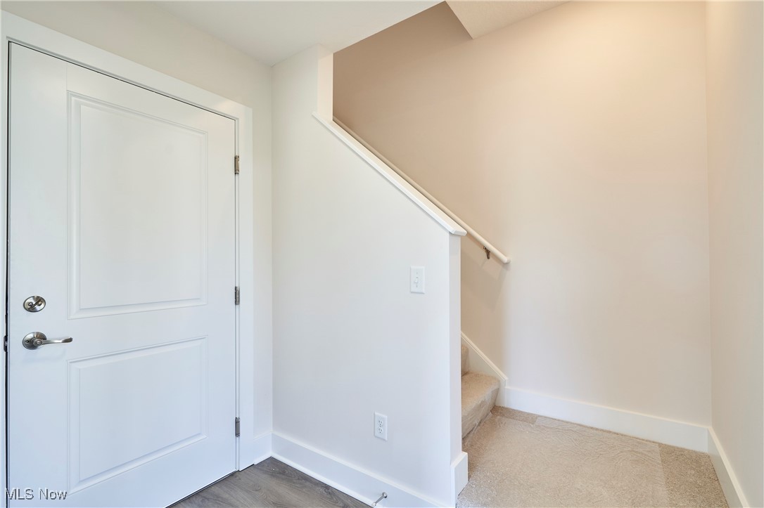 596 Mull Avenue Akron OH 44313