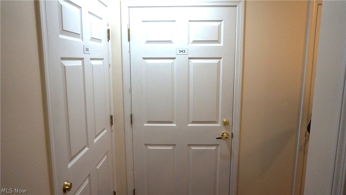 23003 Chandlers Lane Olmsted Falls OH 44138