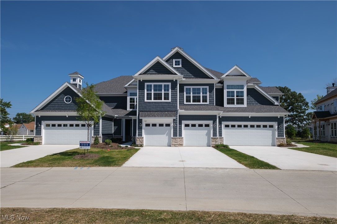 505 Port Side Drive Avon Lake OH 44012