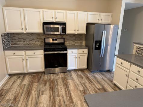 23413 Grist Mill Court Olmsted Falls OH 44138