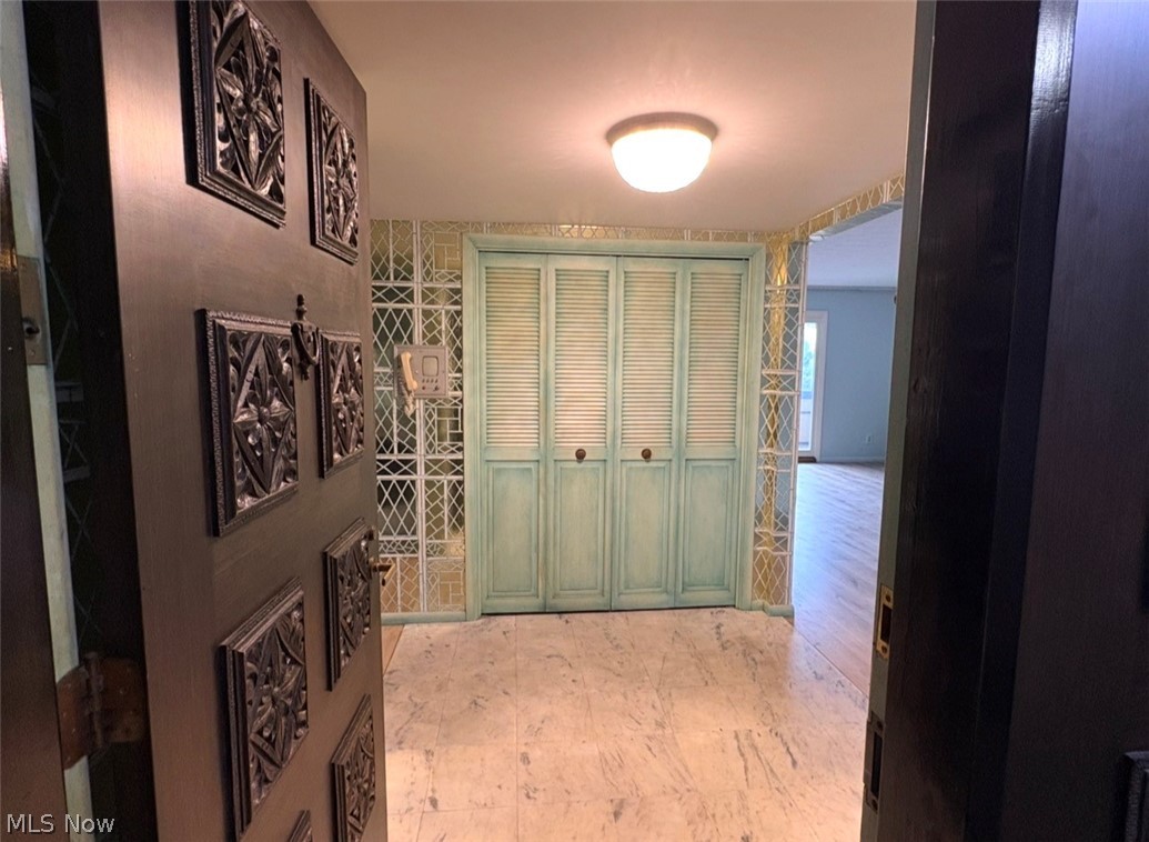 3701 Mayfield Road Cleveland Heights OH 44121