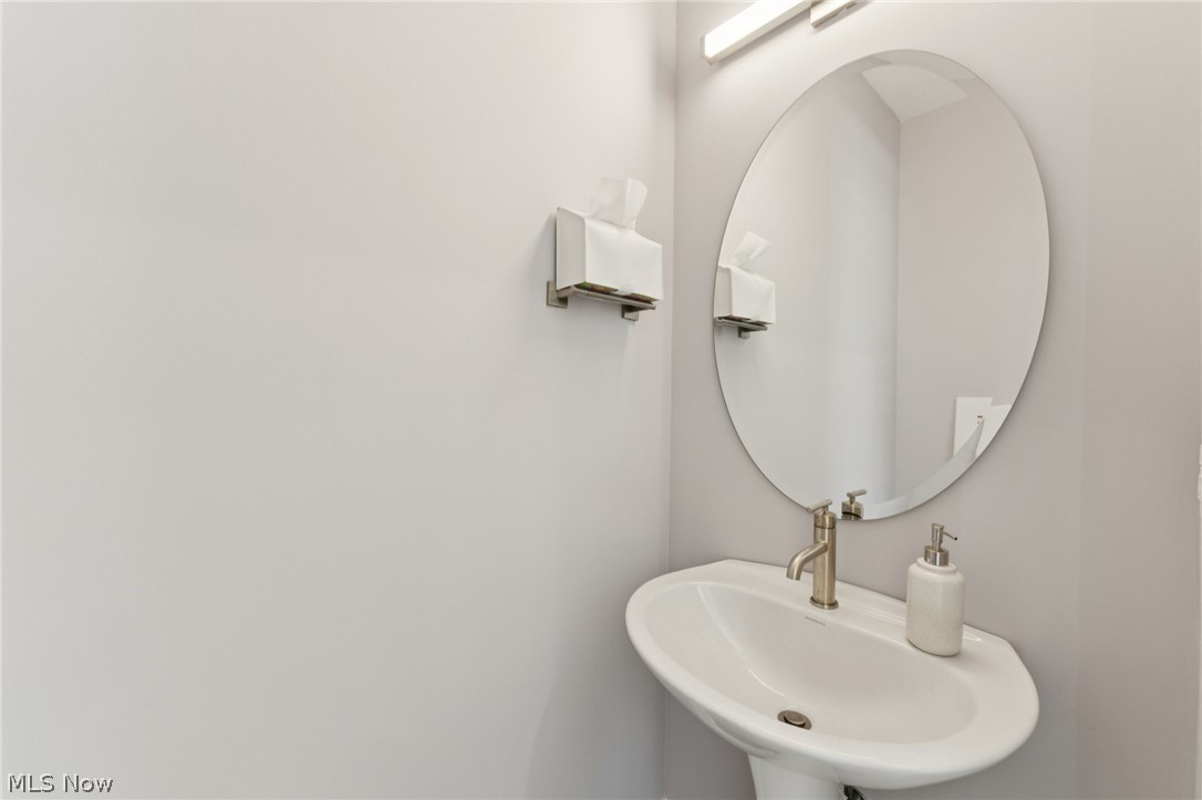 5 Mosaic Court University Heights OH 44118