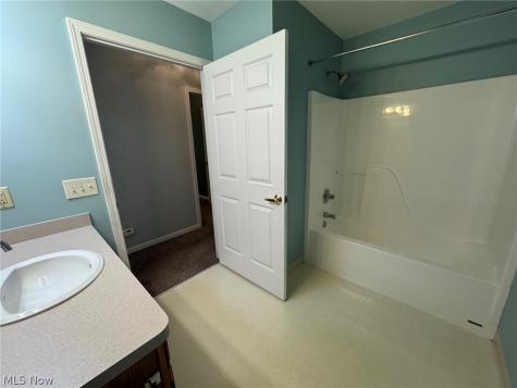 7266 Village Drive Mentor OH 44060
