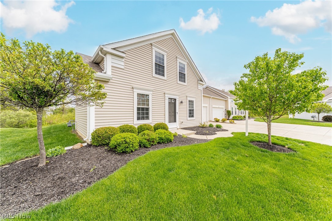 8708 Wakefield Run North Ridgeville OH 44039