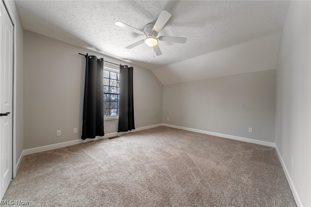 8708 Wakefield Run North Ridgeville OH 44039