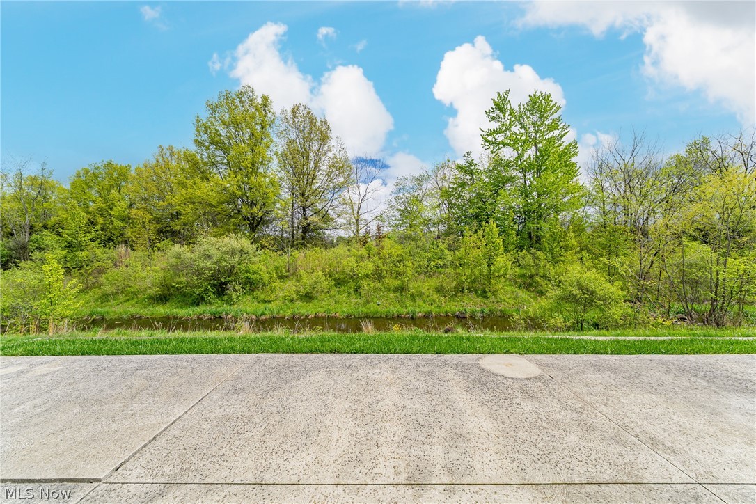 8708 Wakefield Run North Ridgeville OH 44039