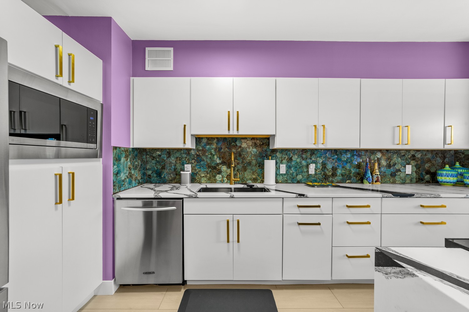 1 Bratenahl Place Bratenahl OH 44108