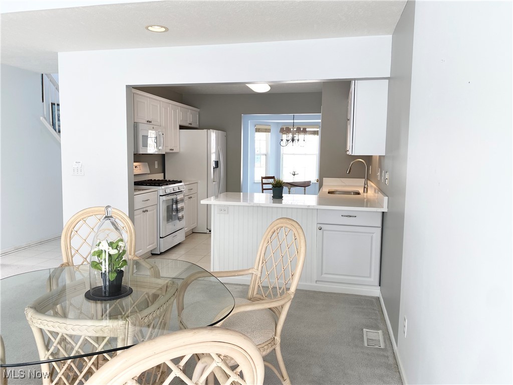 215 Marilyn Lane Eastlake OH 44095