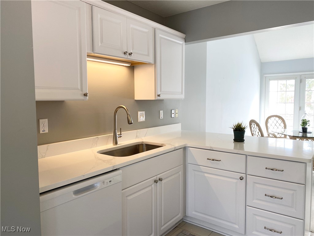 215 Marilyn Lane Eastlake OH 44095