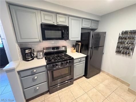 1885 Ridge Meadow Court Twinsburg OH 44087