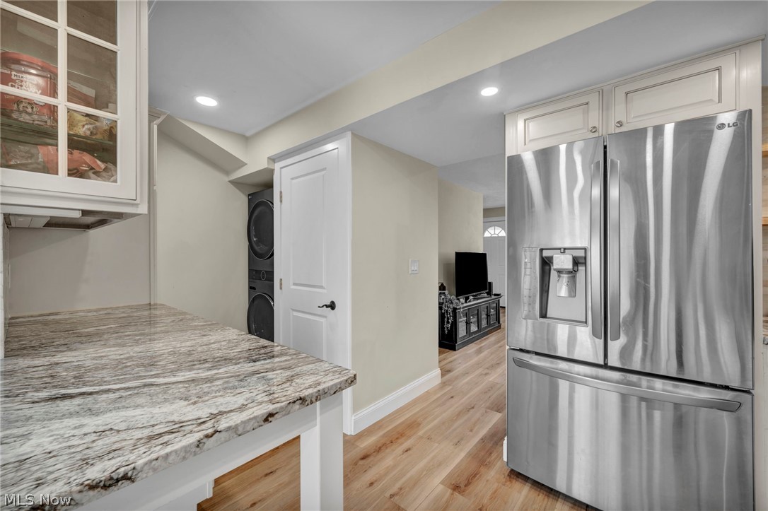 2556 Shakespeare Lane Avon OH 44011