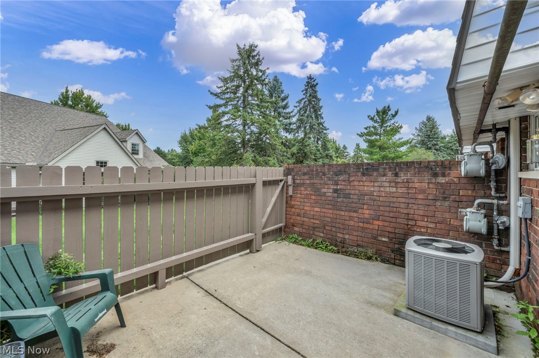 2556 Shakespeare Lane Avon OH 44011