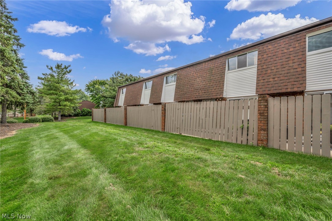 2556 Shakespeare Lane Avon OH 44011